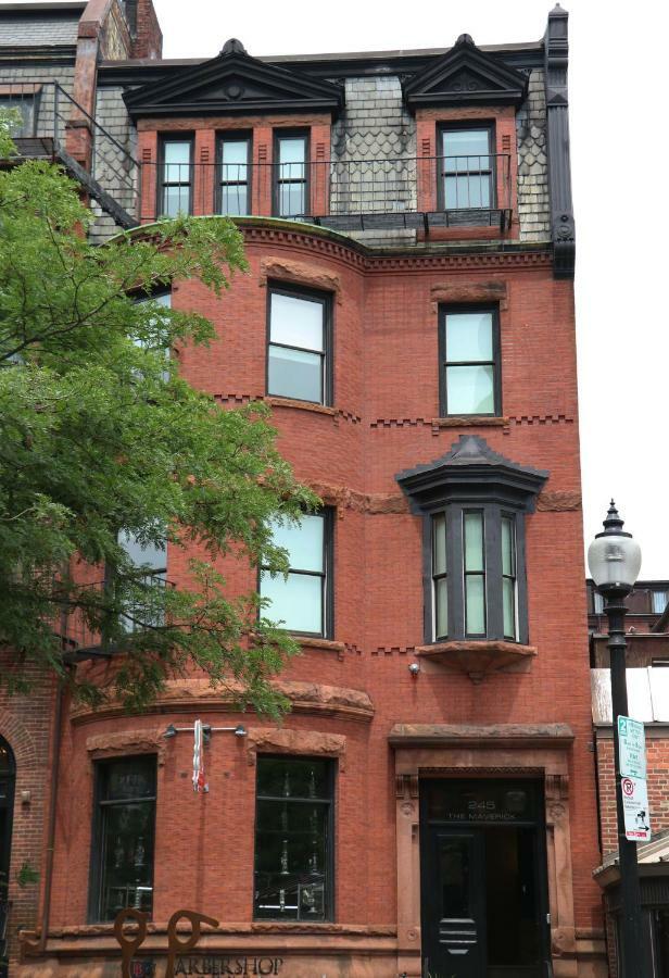 Stylish Newbury Street Studio, #11 Бостон Екстер'єр фото