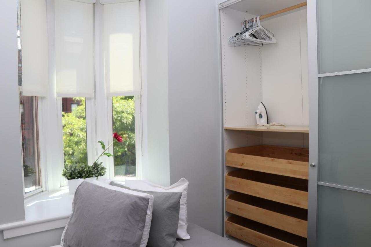 Stylish Newbury Street Studio, #11 Бостон Екстер'єр фото